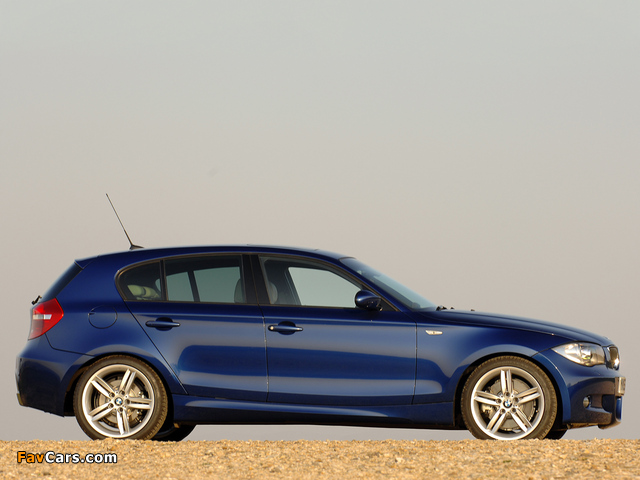 Pictures of BMW 130i 5-door M Sports Package UK-spec (E87) 2005 (640 x 480)