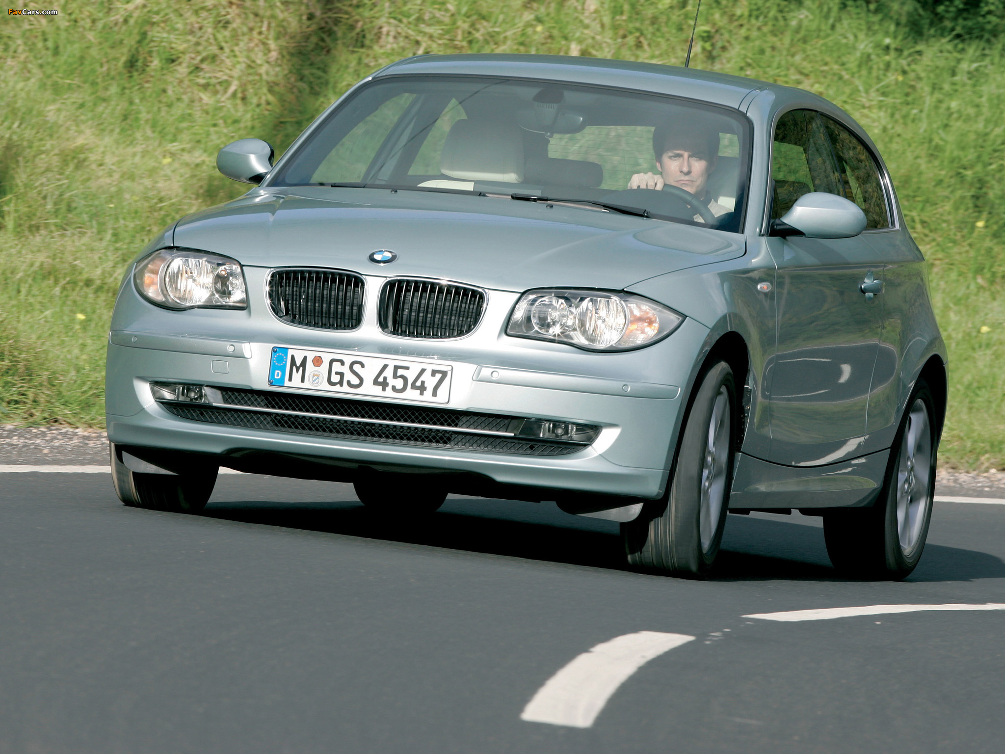 Pictures of BMW 120i 3-door (E81) 2007–11 (2048 x 1536)