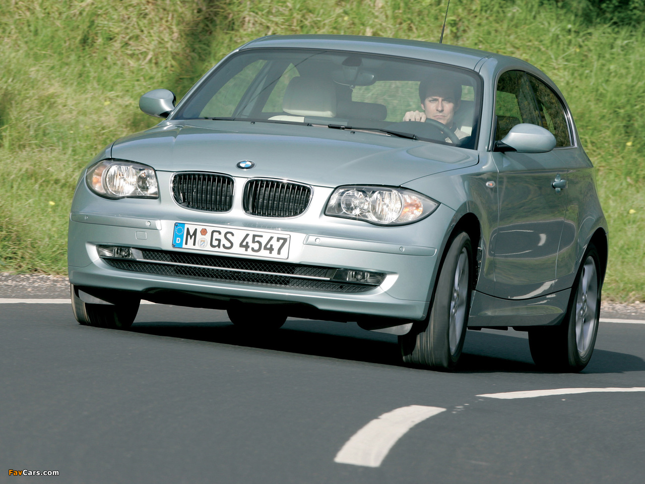 Pictures of BMW 120i 3-door (E81) 2007–11 (1280 x 960)