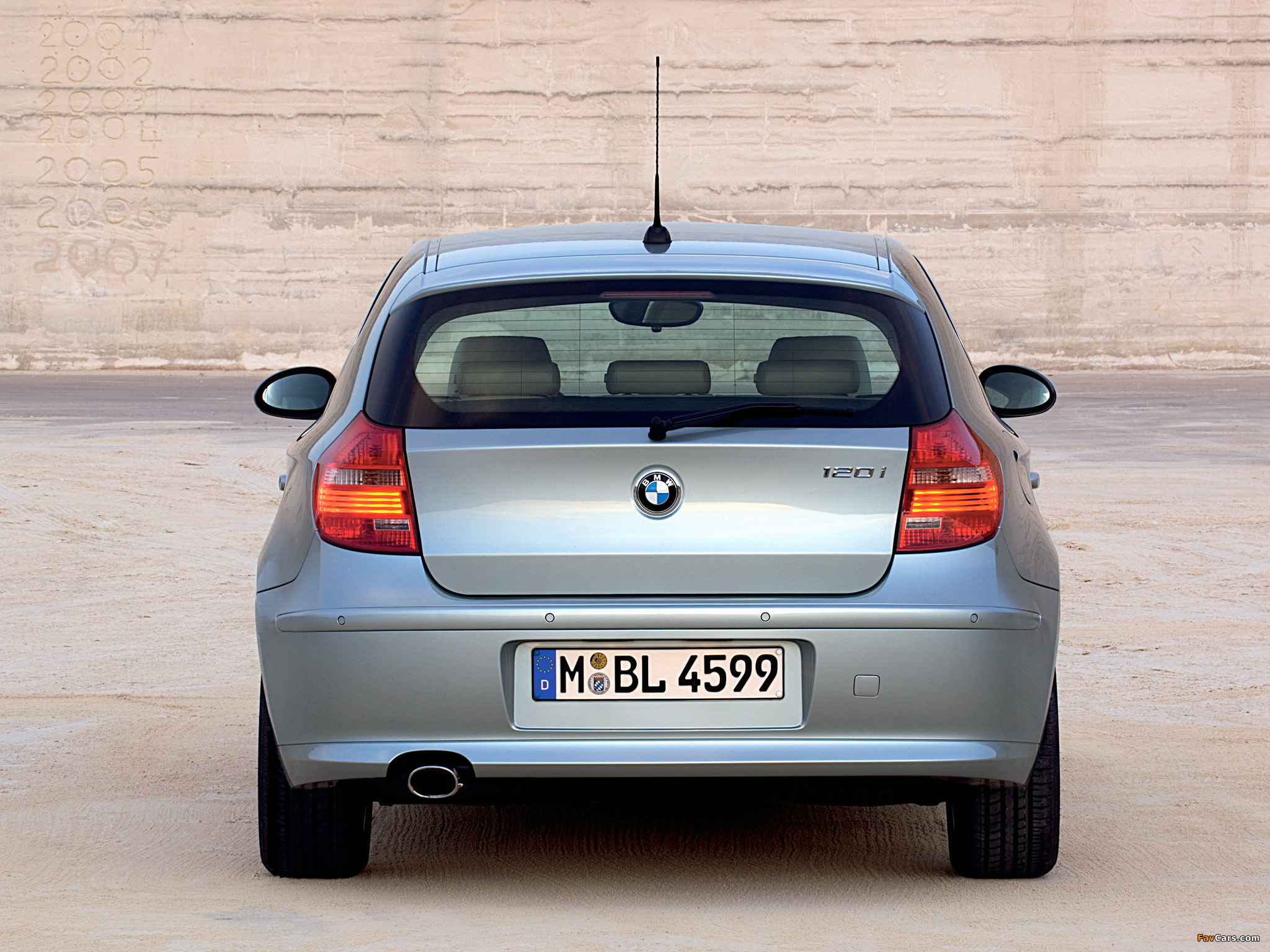 Pictures of BMW 120i 3-door (E81) 2007–11 (2048 x 1536)