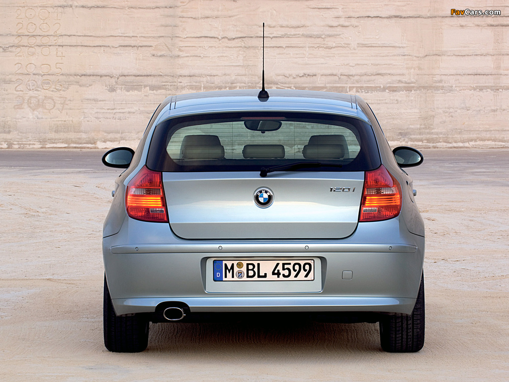 Pictures of BMW 120i 3-door (E81) 2007–11 (1024 x 768)