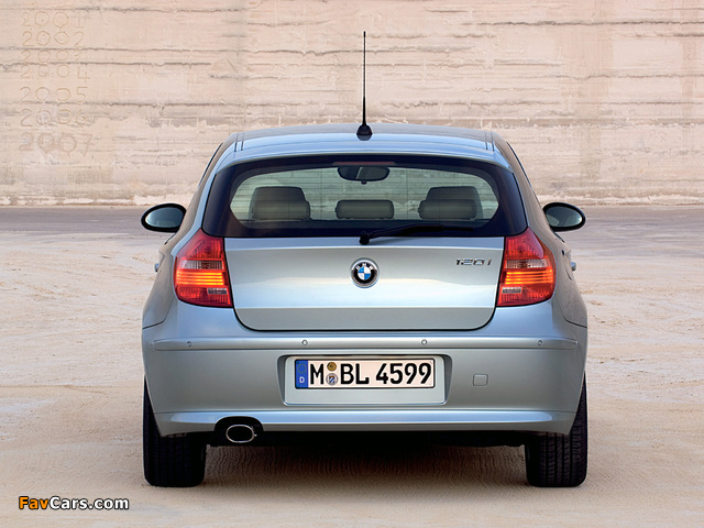 Pictures of BMW 120i 3-door (E81) 2007–11 (640 x 480)