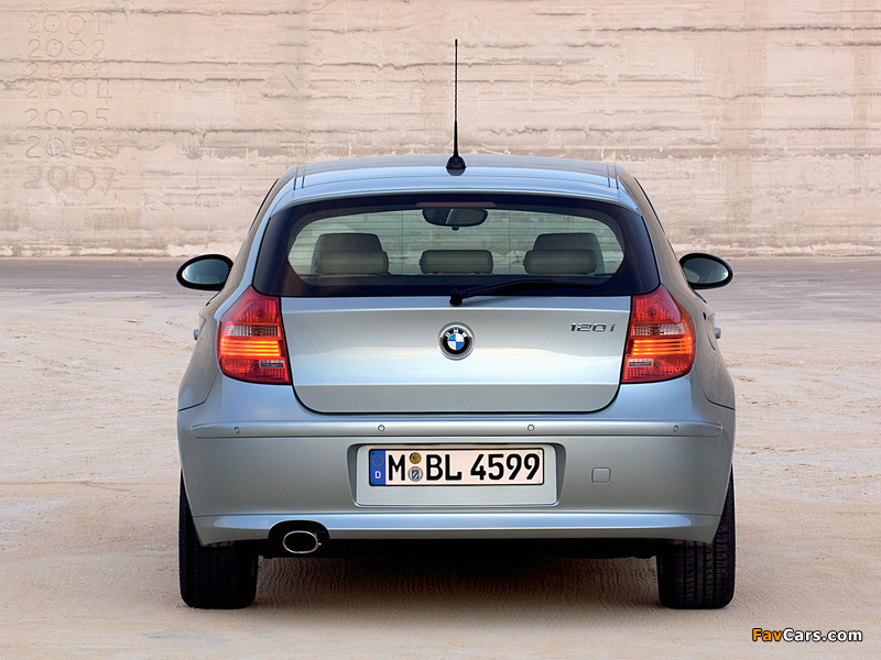 Pictures of BMW 120i 3-door (E81) 2007–11 (800 x 600)
