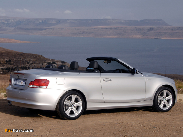 Pictures of BMW 125i Cabrio ZA-spec (E88) 2008–10 (640 x 480)