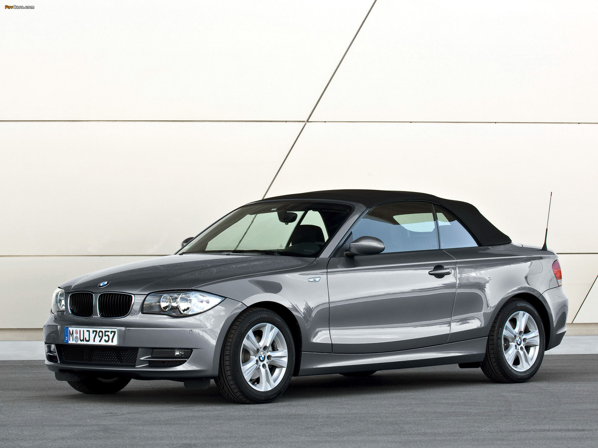 Pictures of BMW 118d Cabrio (E88) 2008–10 (2048 x 1536)