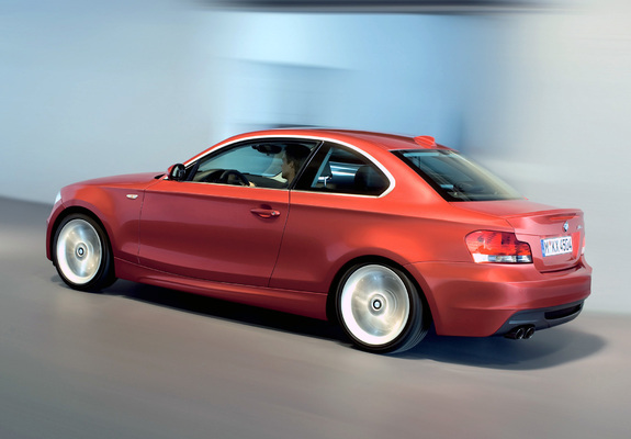 Pictures of BMW 135i Coupe (E82) 2008–10