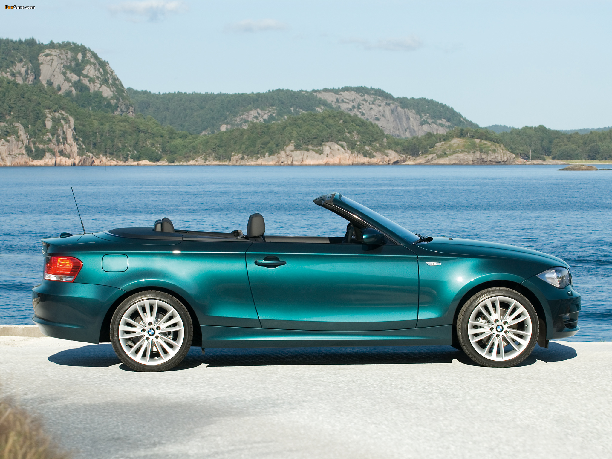 Pictures of BMW 120i Cabrio (E88) 2008–10 (2048 x 1536)