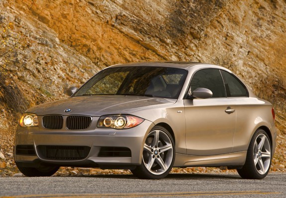 Pictures of BMW 135i Coupe US-spec (E82) 2008–10