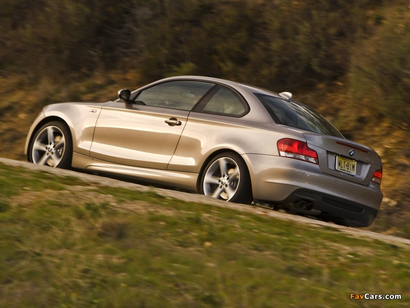 Pictures of BMW 135i Coupe US-spec (E82) 2008–10 (800 x 600)