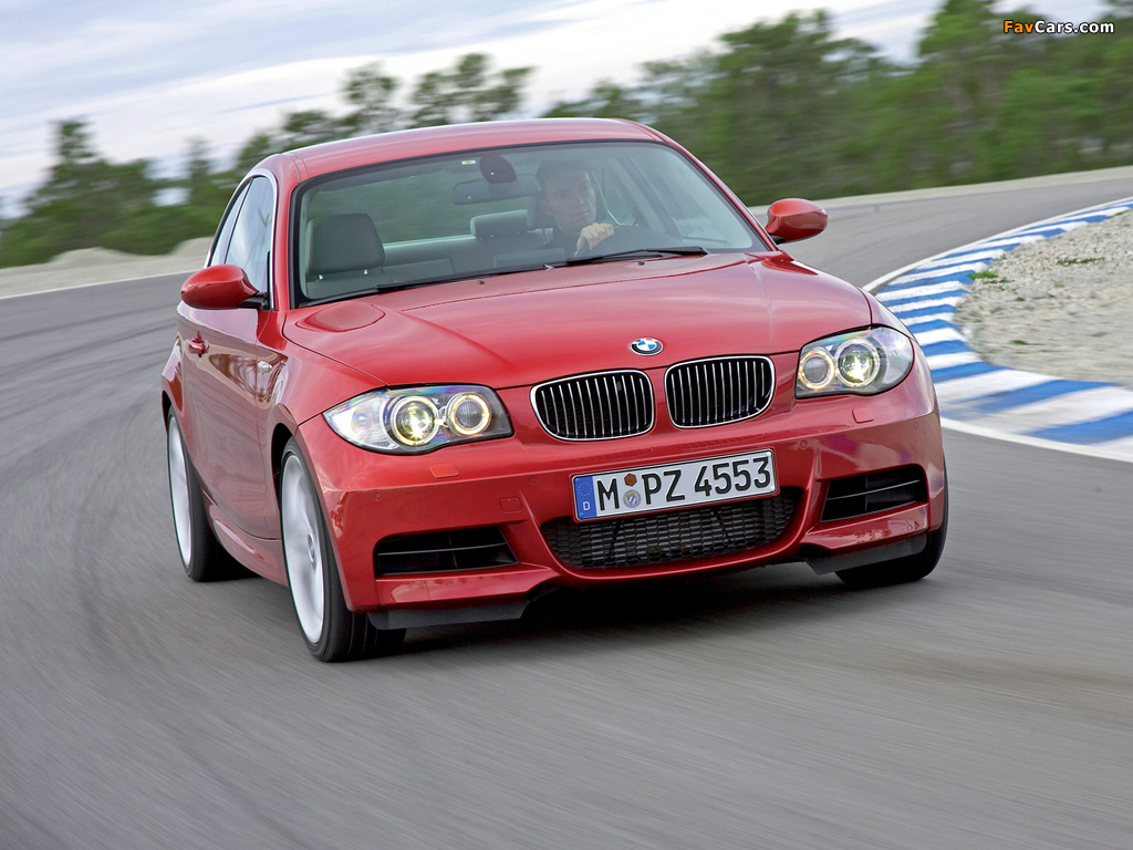 Pictures of BMW 135i Coupe (E82) 2008–10 (1024 x 768)