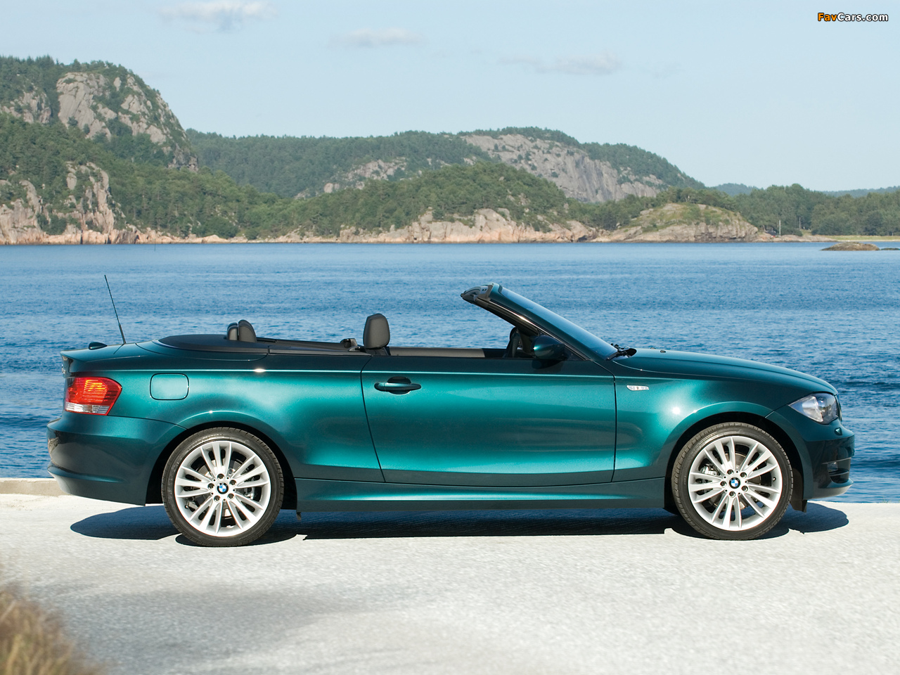 Pictures of BMW 120i Cabrio (E88) 2008–10 (1280 x 960)