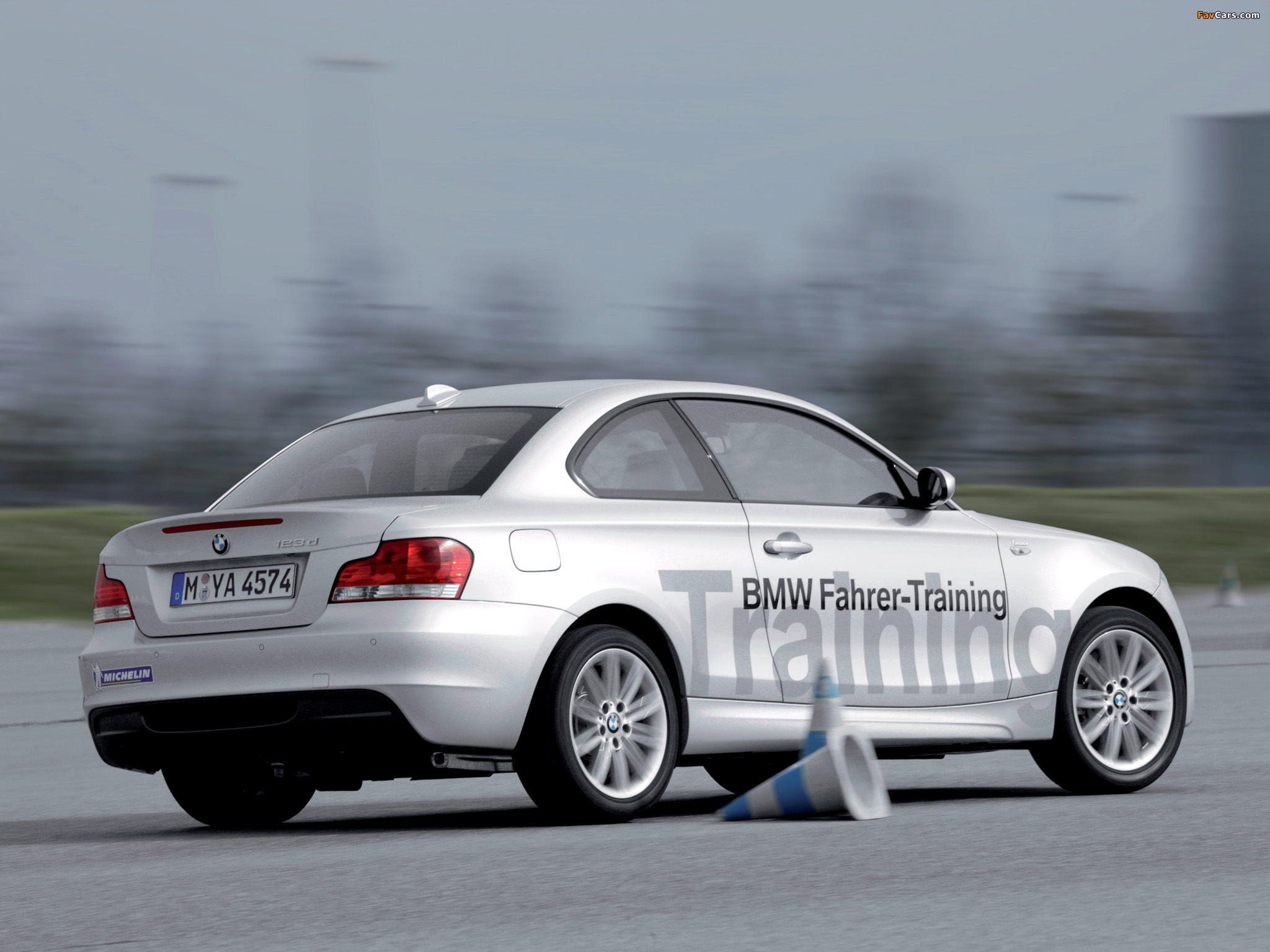 Pictures of BMW 123d Coupe (E82) 2008–10 (2048 x 1536)