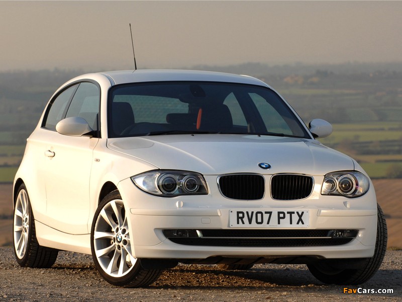 Pictures of BMW 120d 3-door UK-spec (E81) 2008–11 (800 x 600)