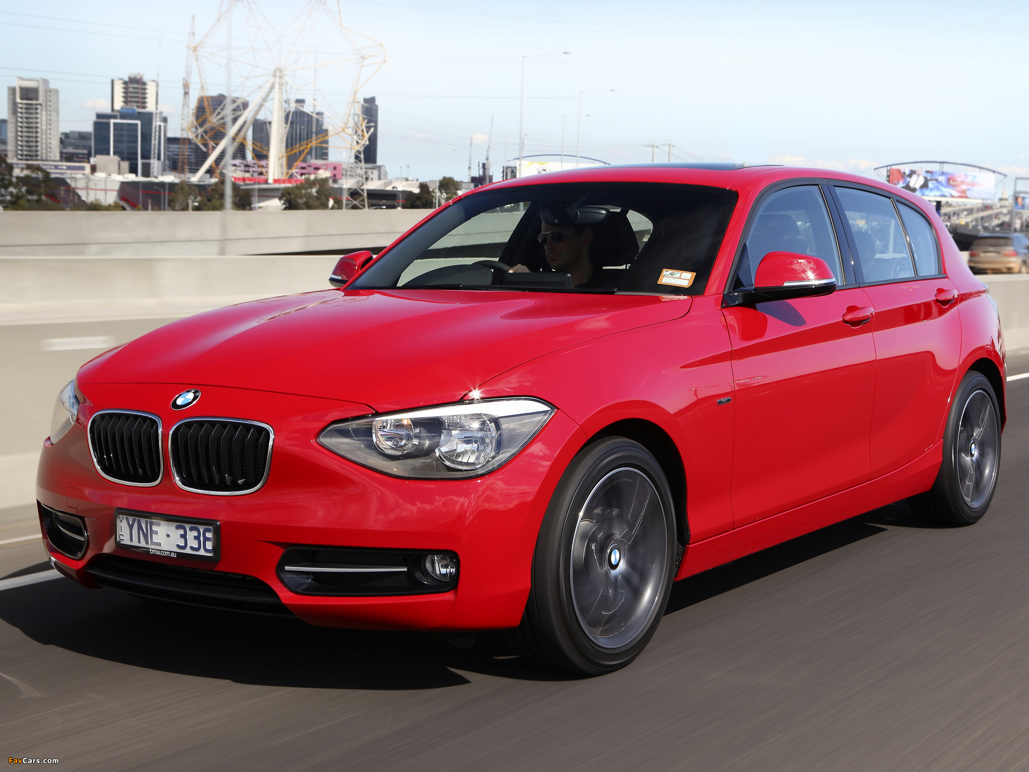 Pictures of BMW 118d 5-door Sport Line AU-spec (F20) 2011 (2048 x 1536)