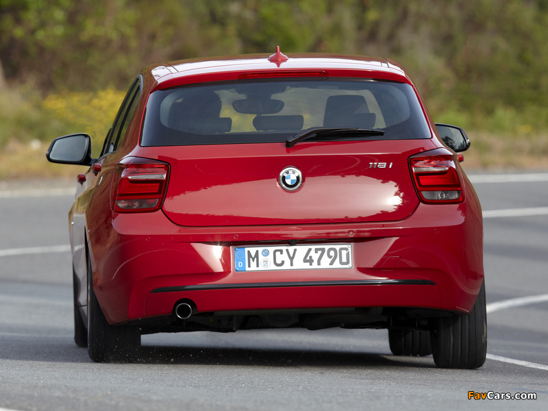 Pictures of BMW 118i 5-door Sport Line (F20) 2011 (800 x 600)
