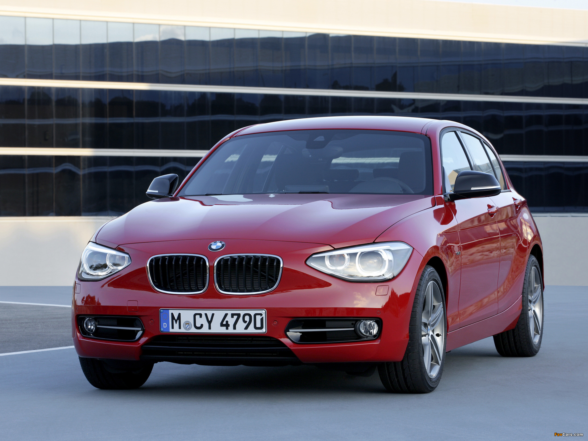 Pictures of BMW 118i 5-door Sport Line (F20) 2011 (2048 x 1536)