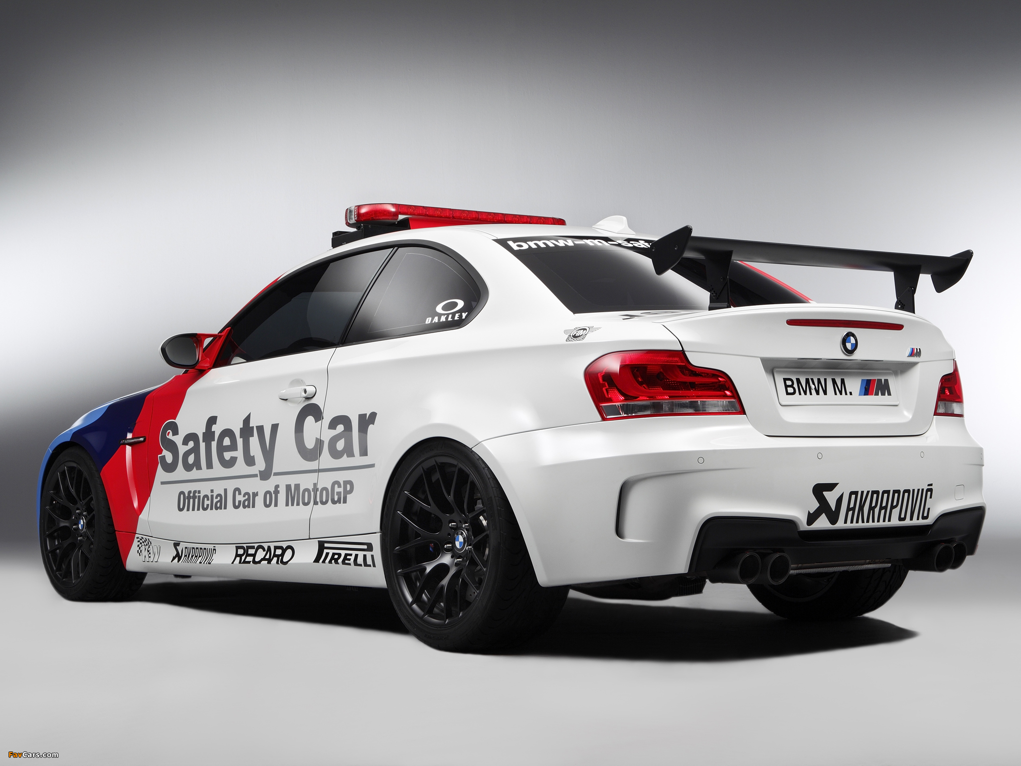 Pictures of BMW 1 Series M Coupe MotoGP Safety Car (E82) 2011 (2048 x 1536)