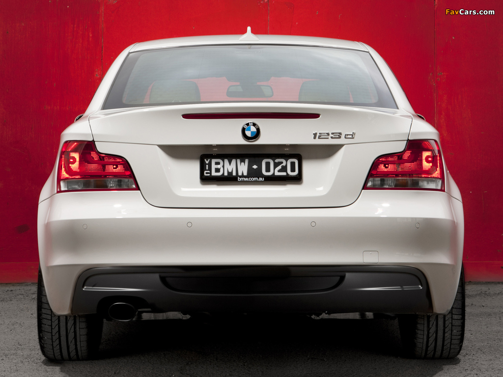 Pictures of BMW 123d Coupe AU-spec (E82) 2011 (1024 x 768)