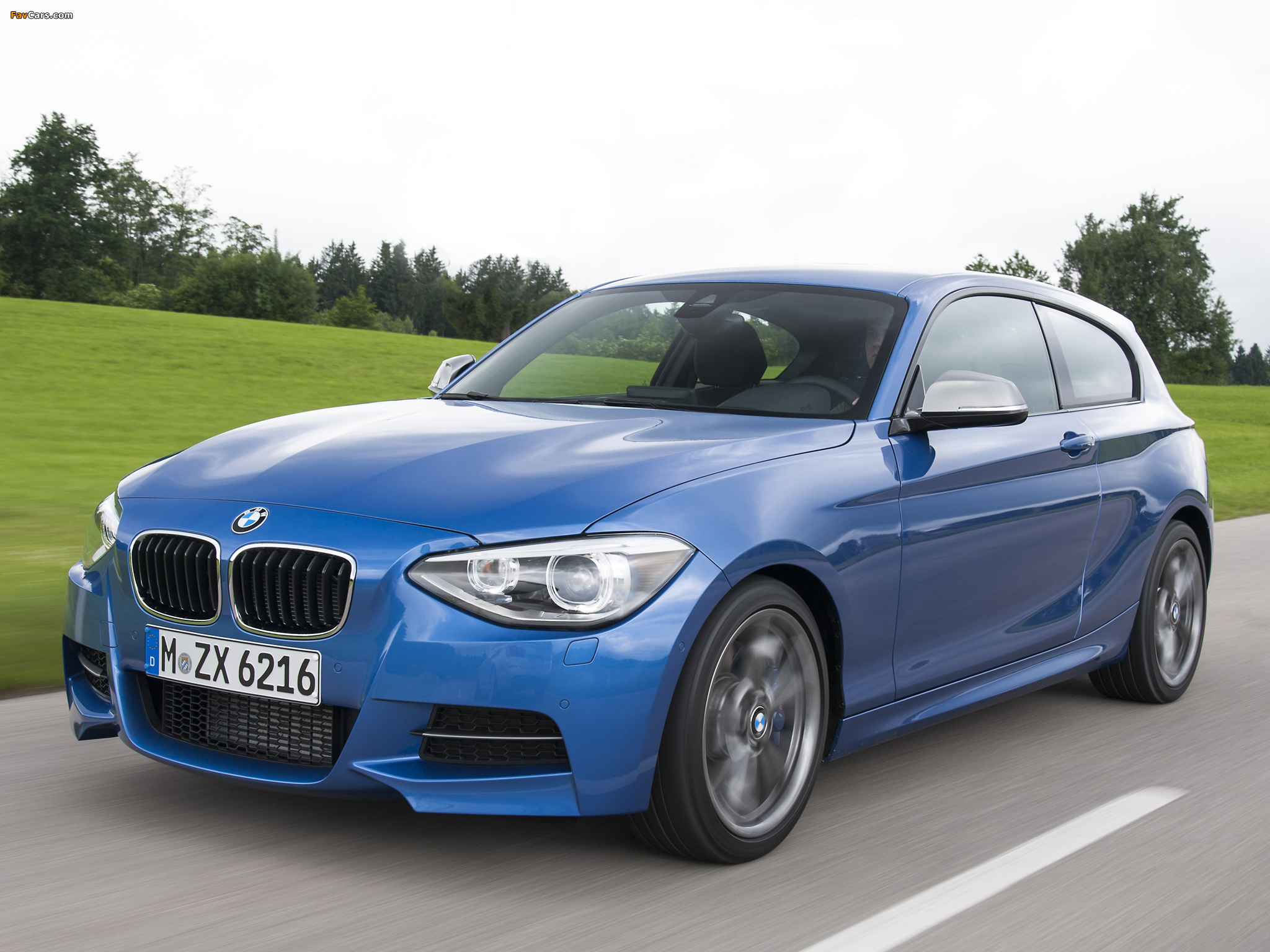 Pictures of BMW M135i 3-door (F21) 2012 (2048 x 1536)