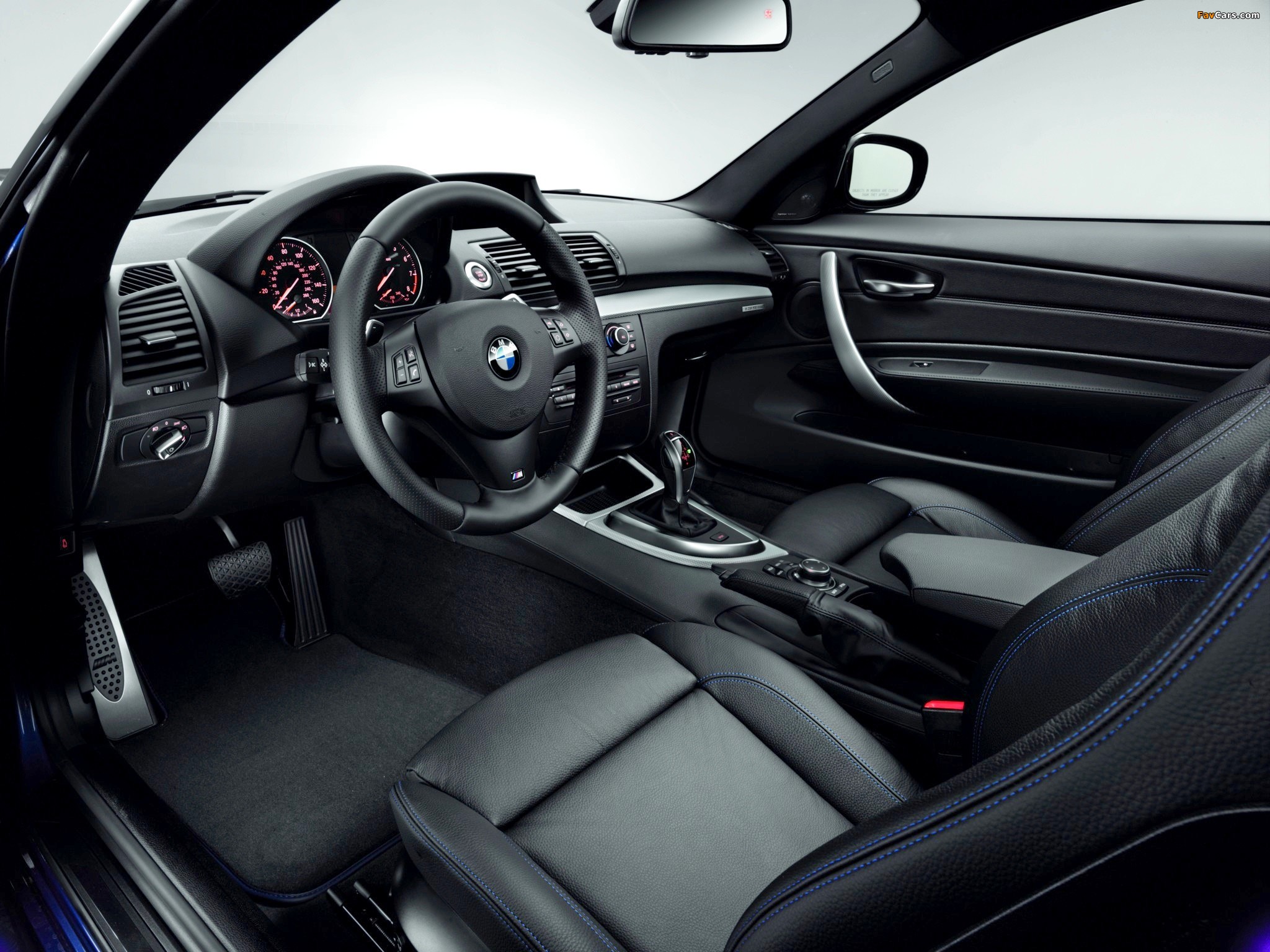Pictures of BMW 135is Coupe (E82) 2012 (2048 x 1536)
