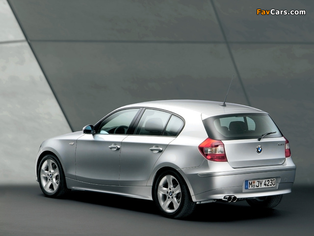 BMW 130i 5-door (E87) 2005–07 wallpapers (640 x 480)