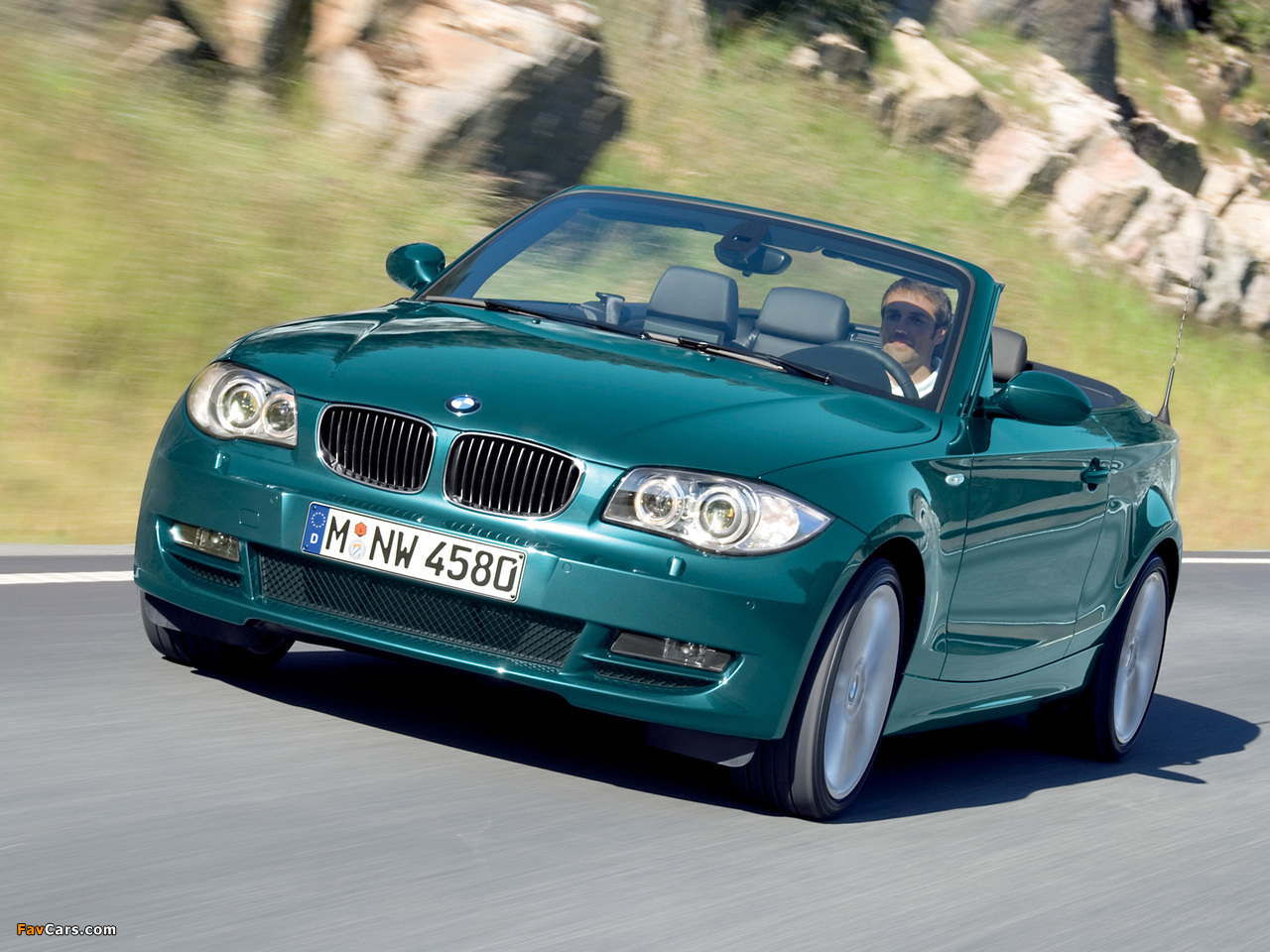 BMW 120i Cabrio (E88) 2008–10 wallpapers (1280 x 960)