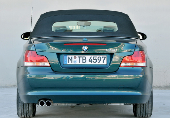BMW 125i Cabrio (E88) 2008–10 wallpapers