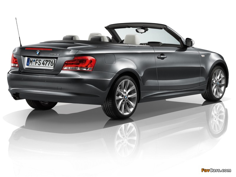 BMW 123d Cabrio (E88) 2011 wallpapers (800 x 600)