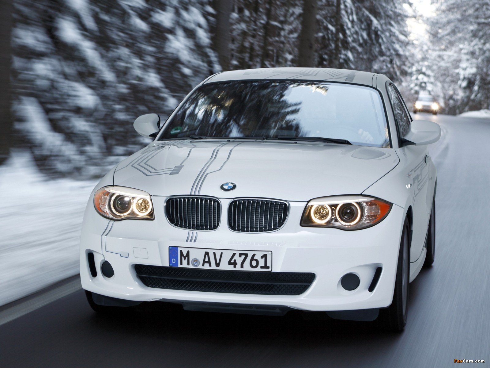 BMW 1 Series Coupe ActiveE Test Car (E82) 2011 wallpapers (1600 x 1200)