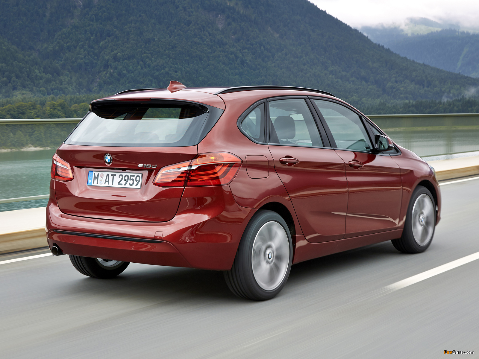 BMW 218d Active Tourer Sport Line (F45) 2014 images (1600 x 1200)