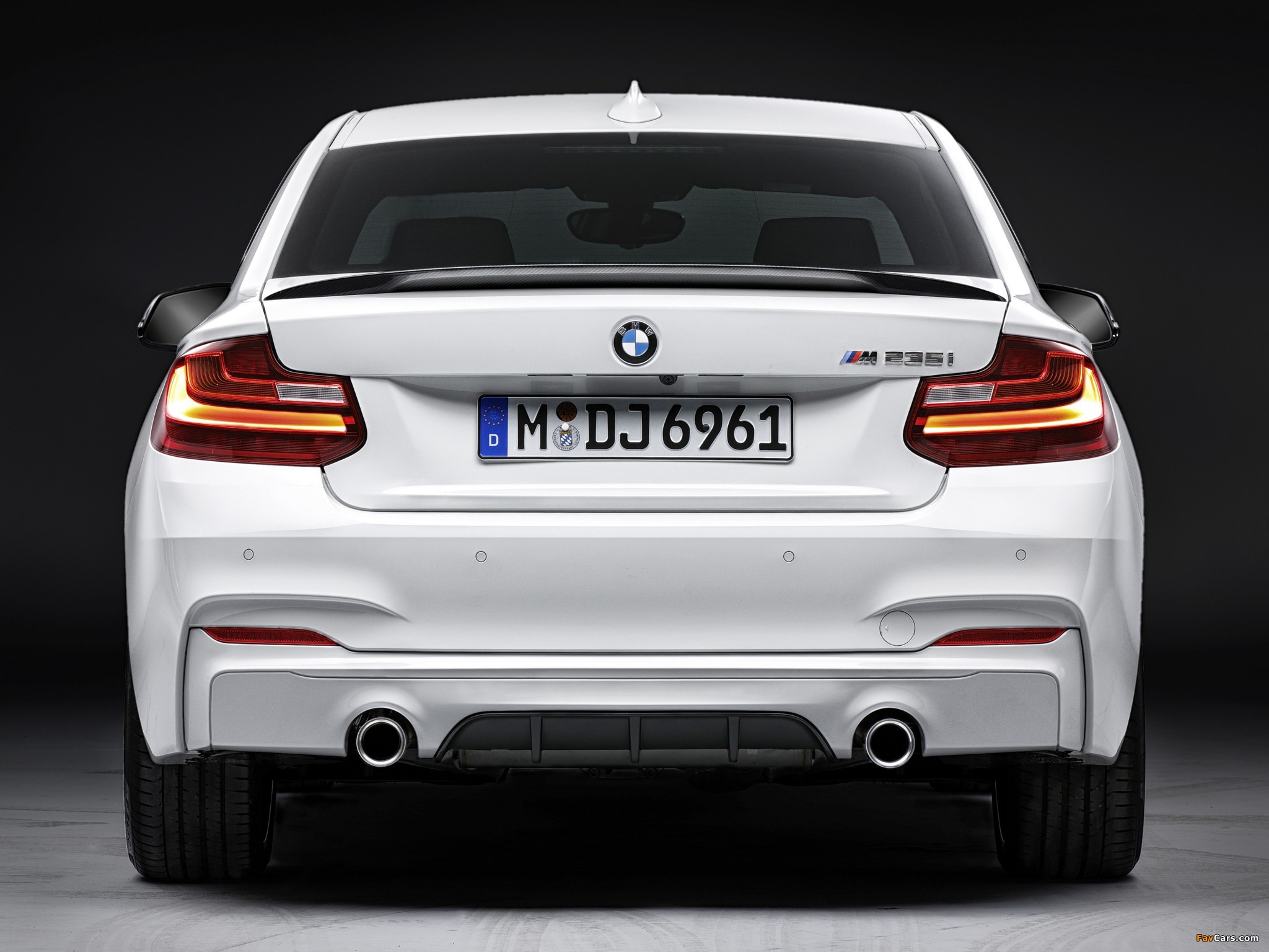 BMW M235i Coupé M Performance Accessories (F22) 2014 images (2048 x 1536)