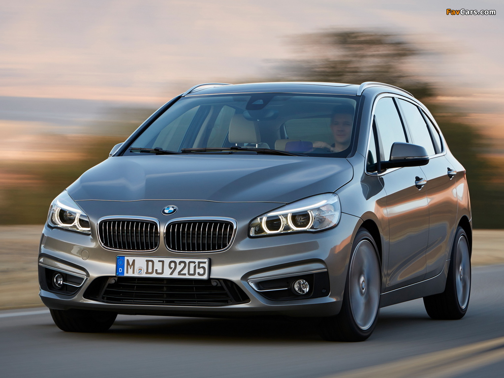 BMW 225i Active Tourer Luxury Line (F45) 2014 images (1024 x 768)