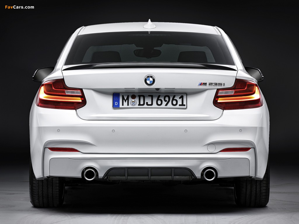 BMW M235i Coupé M Performance Accessories (F22) 2014 images (1024 x 768)