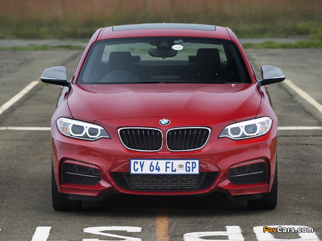 BMW M235i Coupé ZA-spec (F22) 2014 images (640 x 480)