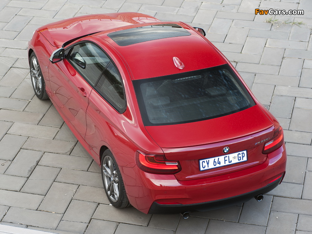 BMW M235i Coupé ZA-spec (F22) 2014 images (640 x 480)