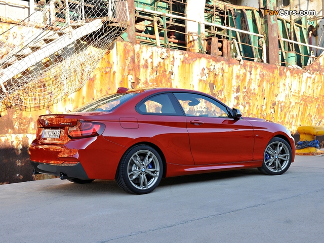 BMW M235i Coupé (F22) 2014 images (640 x 480)