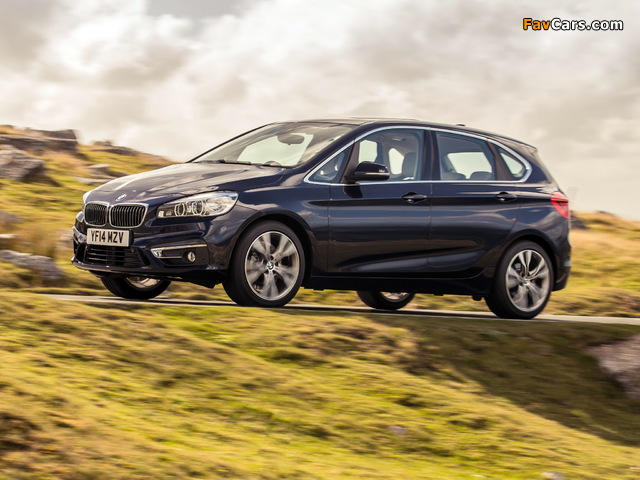BMW 218d Active Tourer Luxury Line UK-spec (F45) 2014 images (640 x 480)