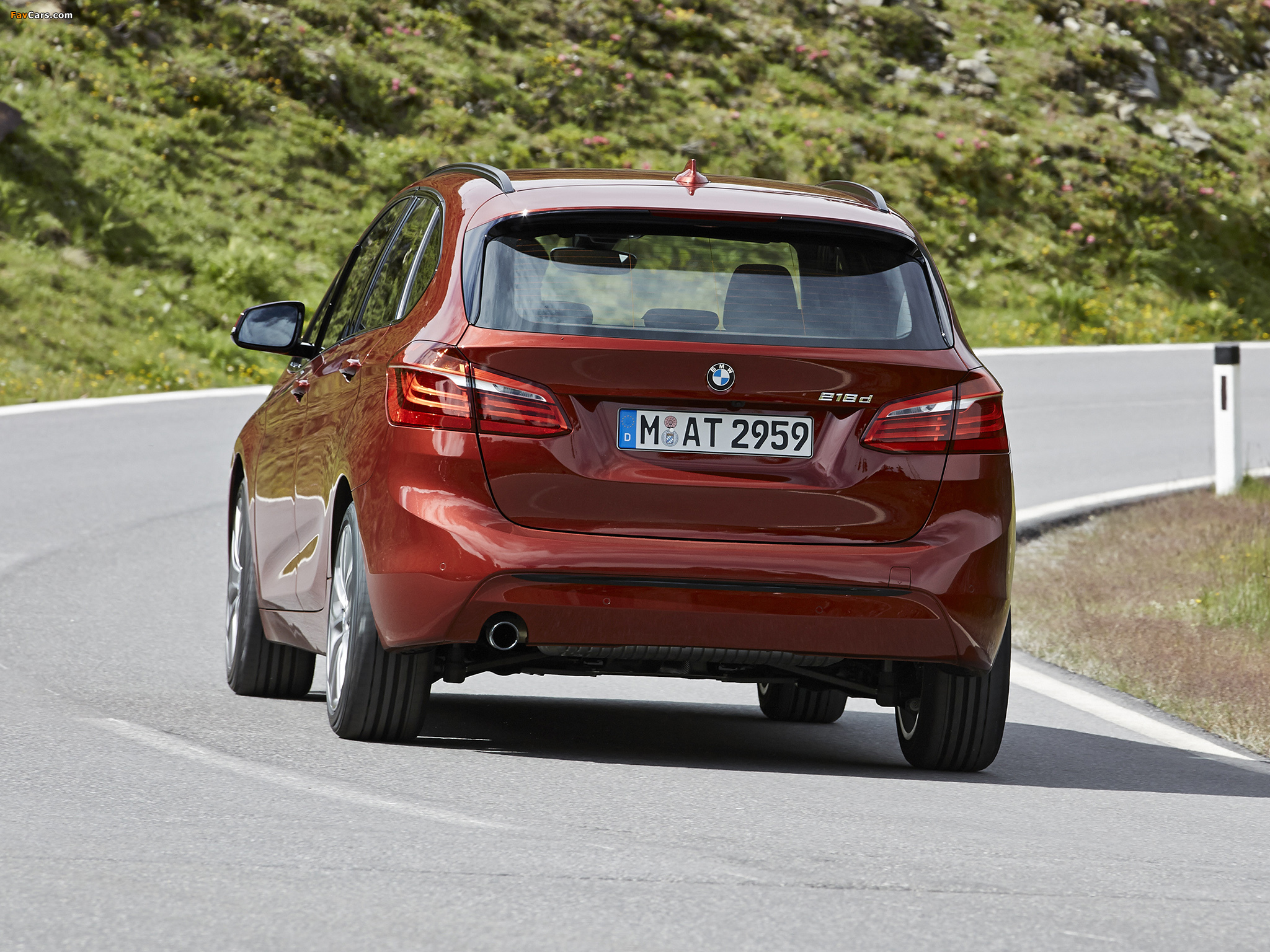 BMW 218d Active Tourer Sport Line (F45) 2014 photos (2048 x 1536)