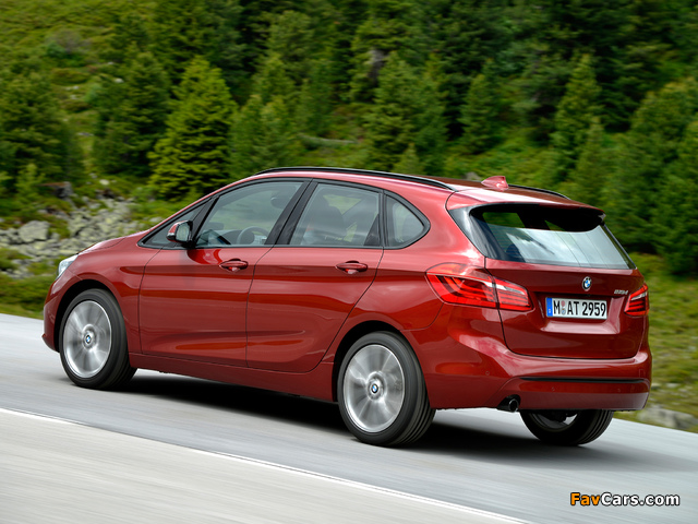 BMW 218d Active Tourer Sport Line (F45) 2014 photos (640 x 480)