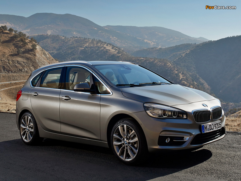 BMW 225i Active Tourer Luxury Line (F45) 2014 photos (800 x 600)