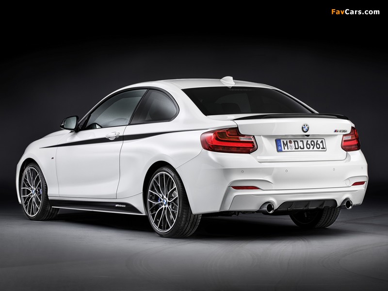 BMW M235i Coupé M Performance Accessories (F22) 2014 photos (800 x 600)