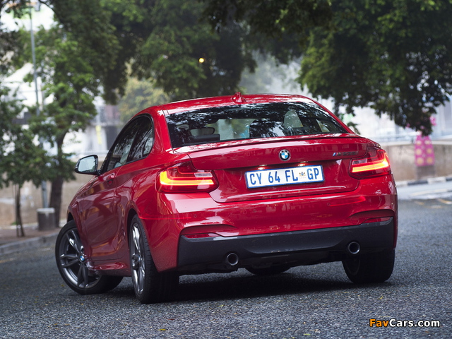 BMW M235i Coupé ZA-spec (F22) 2014 photos (640 x 480)