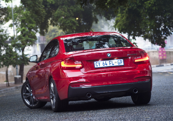 BMW M235i Coupé ZA-spec (F22) 2014 photos