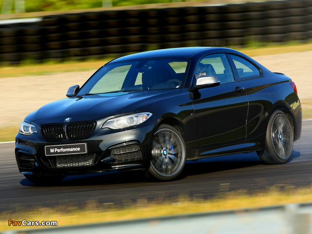 BMW M235i Coupé Track Edition (F22) 2014 wallpapers (640 x 480)