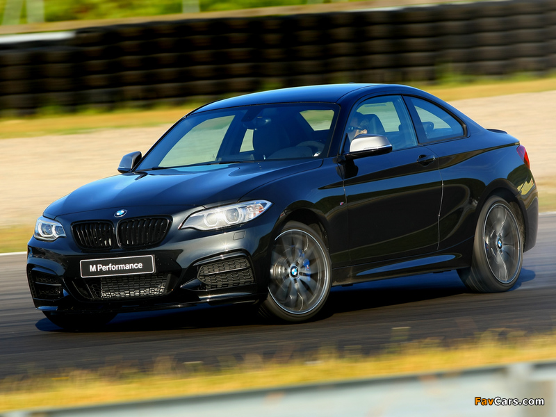 BMW M235i Coupé Track Edition (F22) 2014 wallpapers (800 x 600)