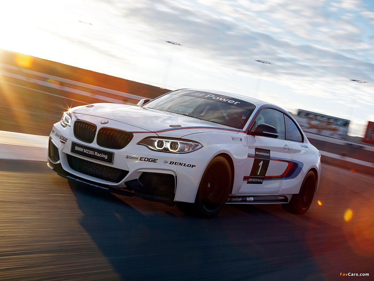 BMW M235i Racing (F22) 2014 wallpapers (1280 x 960)