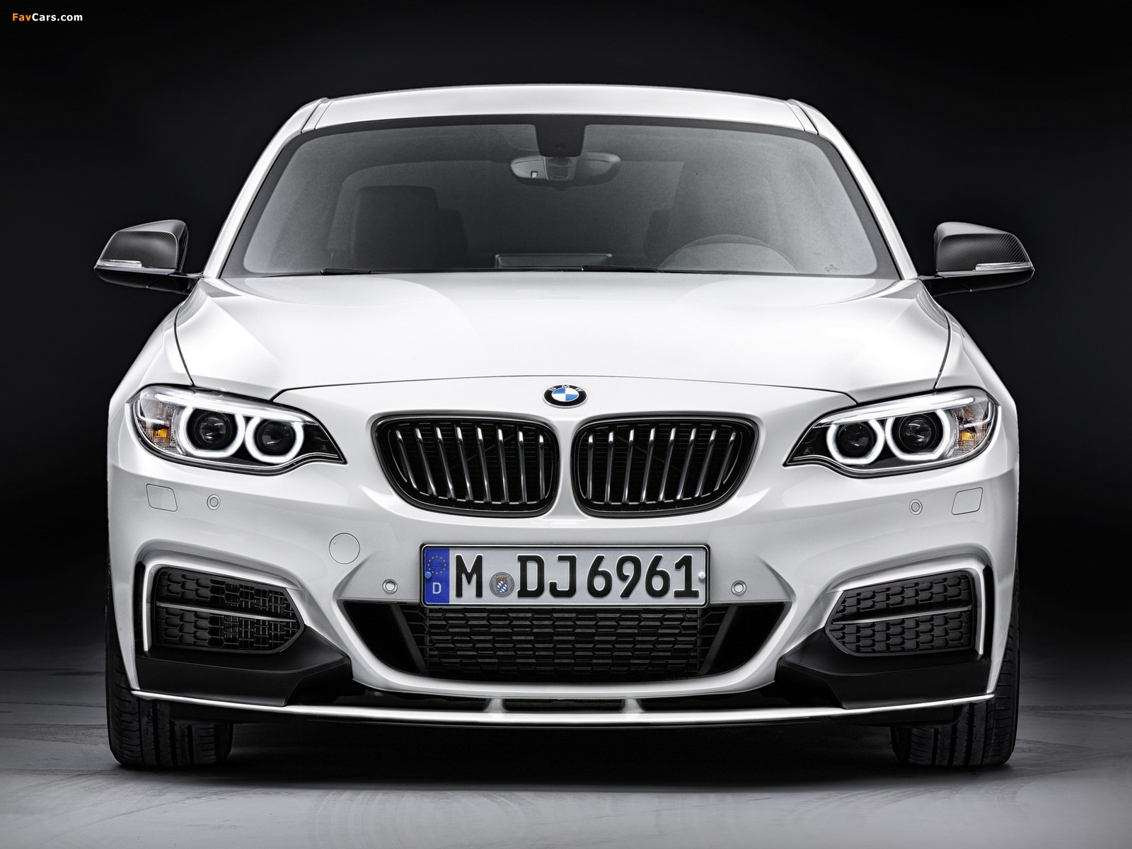 BMW M235i Coupé M Performance Accessories (F22) 2014 wallpapers (1600 x 1200)