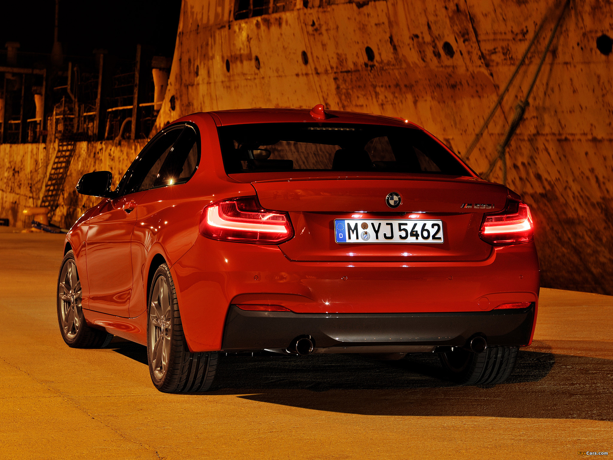 BMW M235i Coupé (F22) 2014 wallpapers (2048 x 1536)