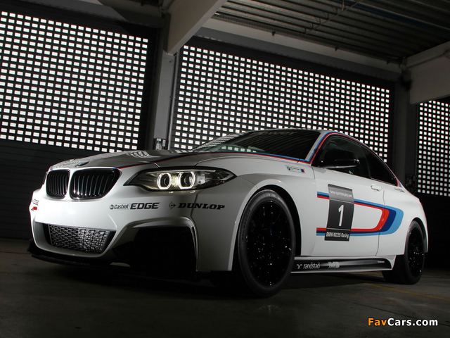 BMW M235i Racing (F22) 2014 wallpapers (640 x 480)