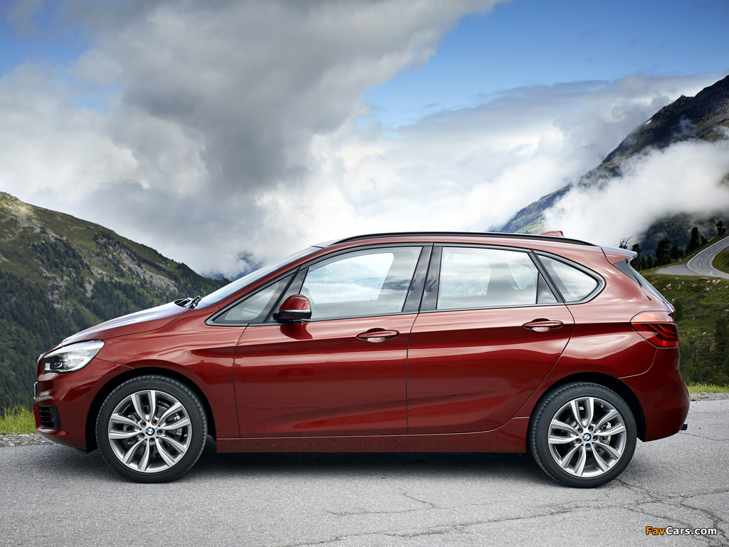 BMW 218d Active Tourer Sport Line (F45) 2014 wallpapers (1024 x 768)